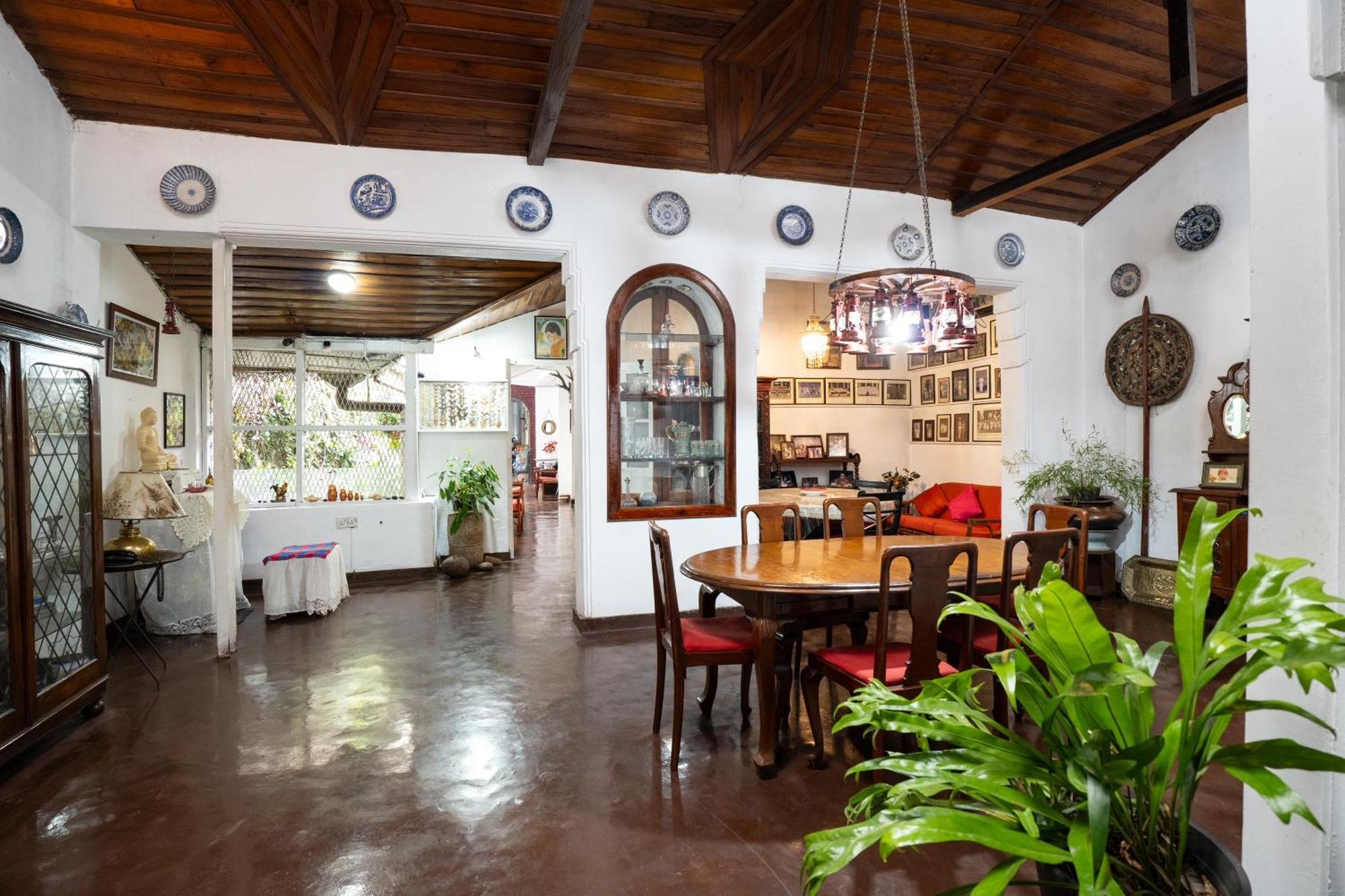 Kandy Inn Madugalle'S Family Guest House エクステリア 写真