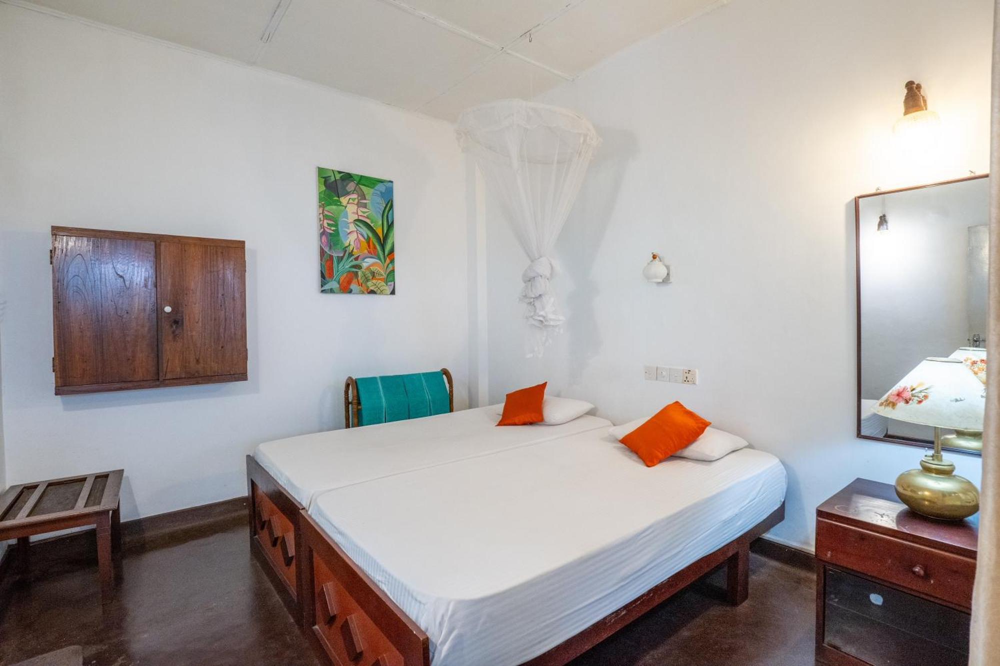 Kandy Inn Madugalle'S Family Guest House エクステリア 写真