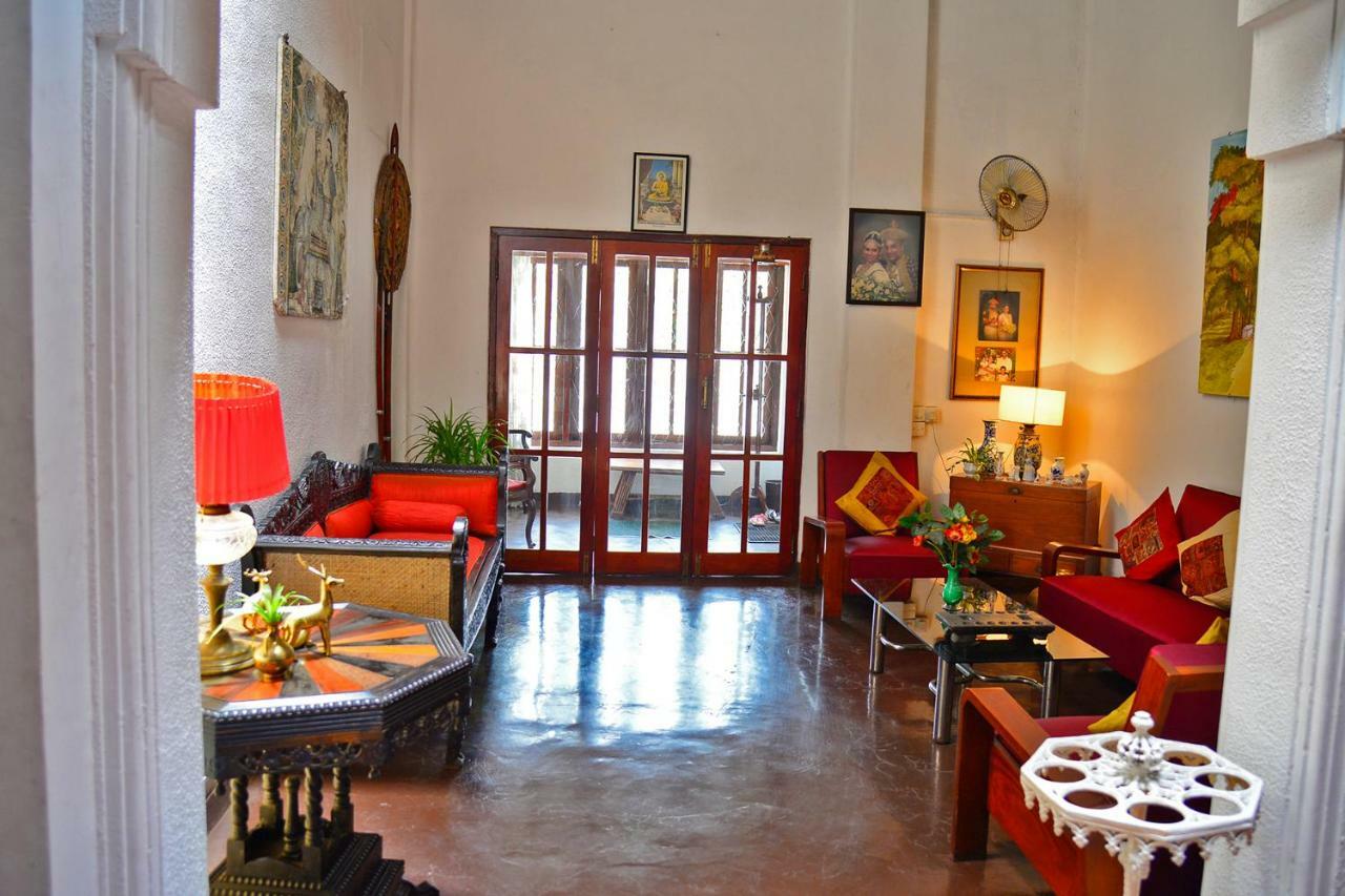Kandy Inn Madugalle'S Family Guest House エクステリア 写真